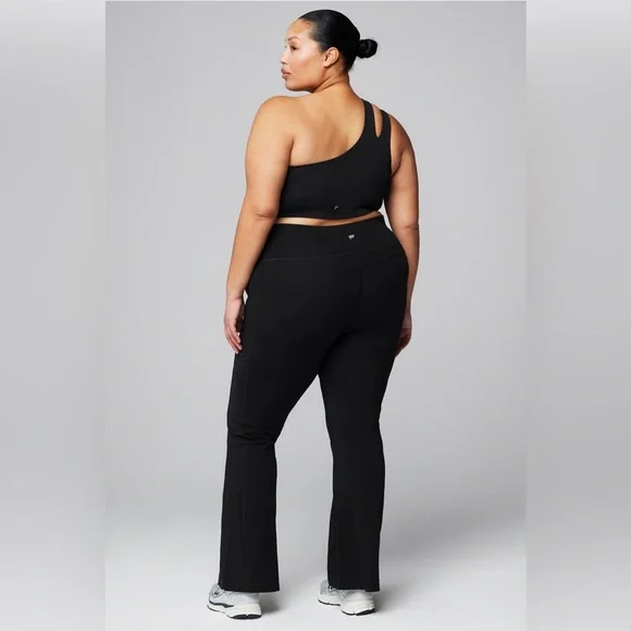 NWT Fabletics High-rise Flare Yoga pants - Picture 1 of 14